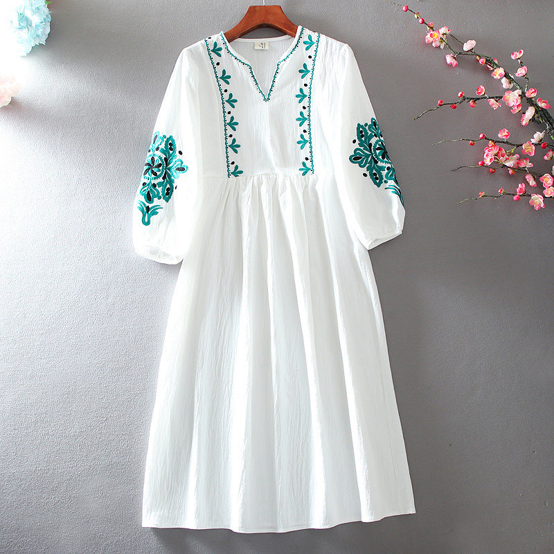 Literary Retro Cotton And Linen Embroidery Fresh  Beach Travel Vacation Loose Mid-length Knee-length Dress