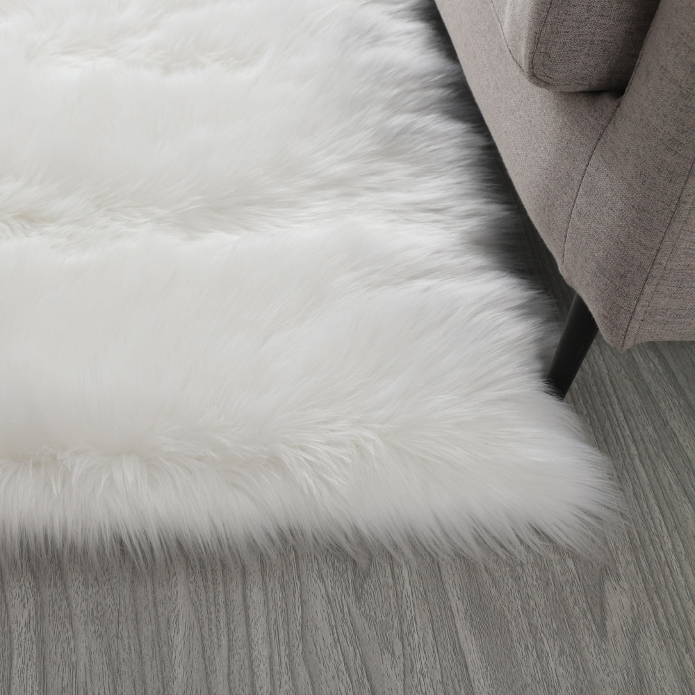 &quot;Cozy Collection&quot; Ultra Soft Fluffy Faux Fur Sheepskin Area Rug