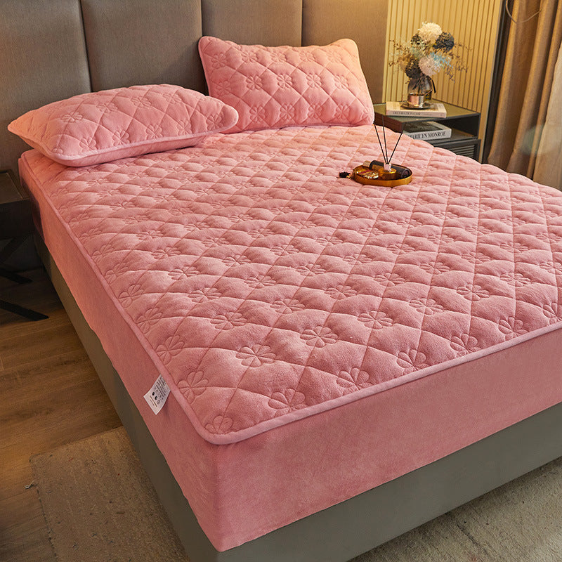 Milk Velvet Quilted Bed Sheet Single Piece Winter Thickened Coral Flannel Bed Cover Three-piece Set Mattress Protector Sheet